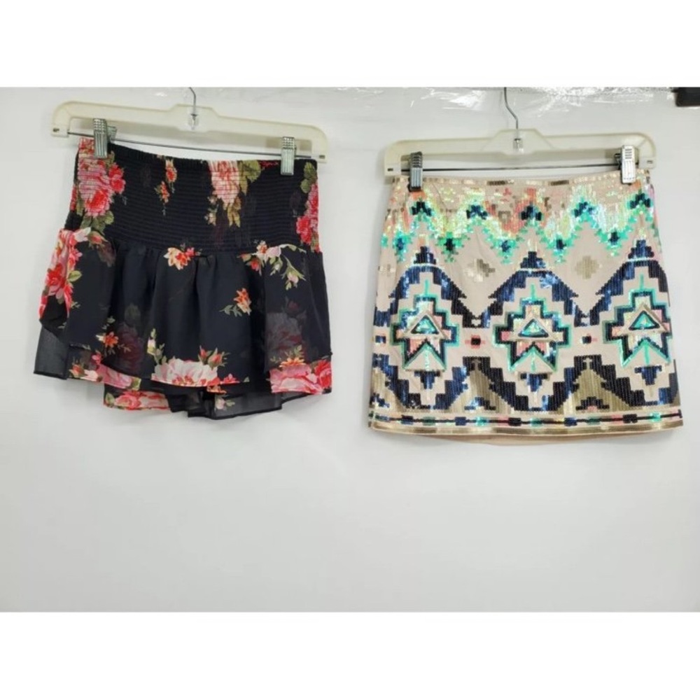 Express mini skirts , XS, 2